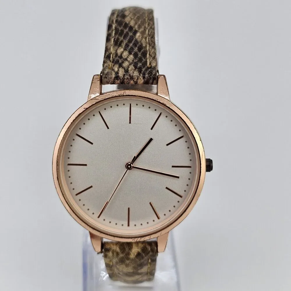 38MM Women's Watch Light Gold Dial Snake Faux Leather Bands New Battery‎